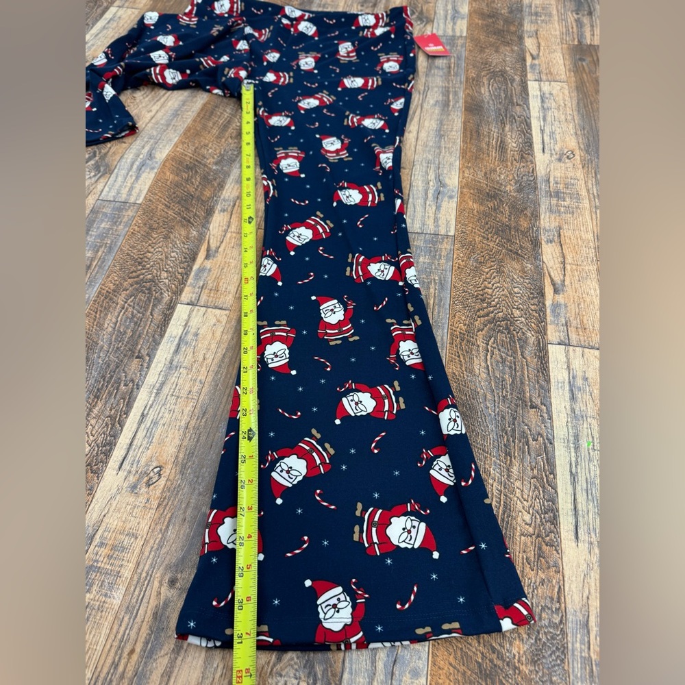 Kohl's Women’s Polyester High Rise, Santa Claus Printed Flare Pants, Size XL - Picture 5 of 8